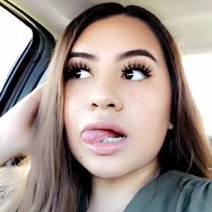 Meet your Posher, Jocelyn